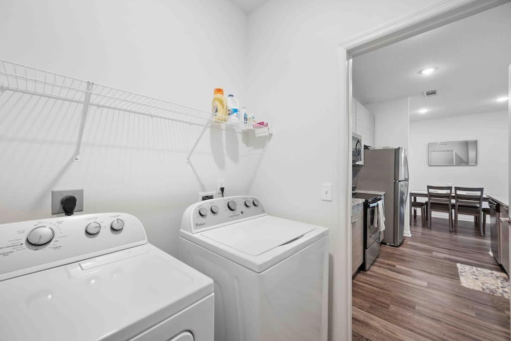 Lavish 2Br Apartment In Тампа Екстериор снимка